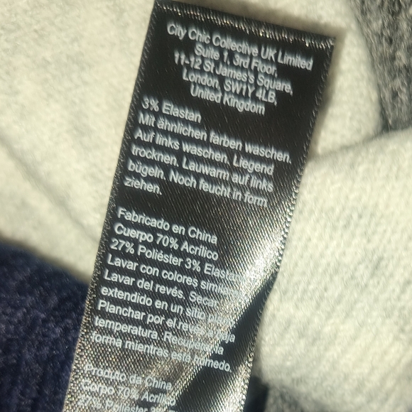 NEW Evans Navy Sweater / Size  2X - Picture 8 of 8